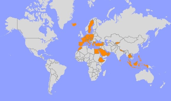 travelling world map